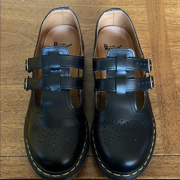 NWOT Dr. Martens
8065 Smooth Leather Mary
Jane Shoes - Picture 2 of 4